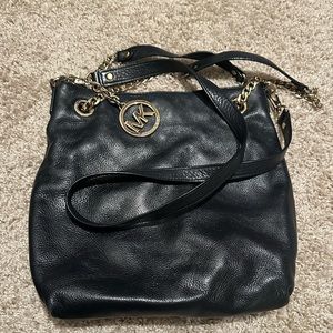 Michael Kors crossbody bag gold chains